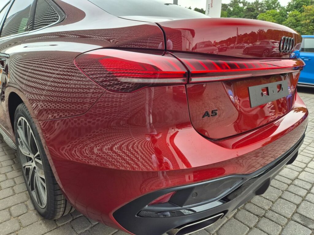 AUDI A5-LIMOUSINE