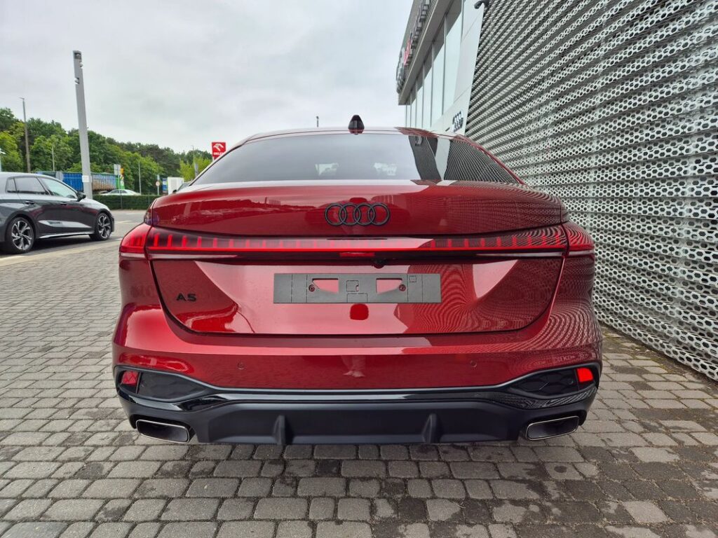AUDI A5-LIMOUSINE