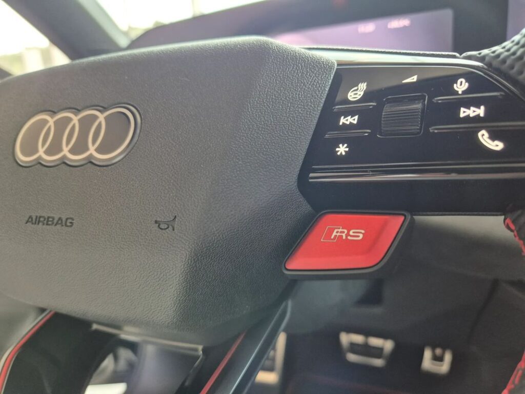 AUDI RS5-AVANT