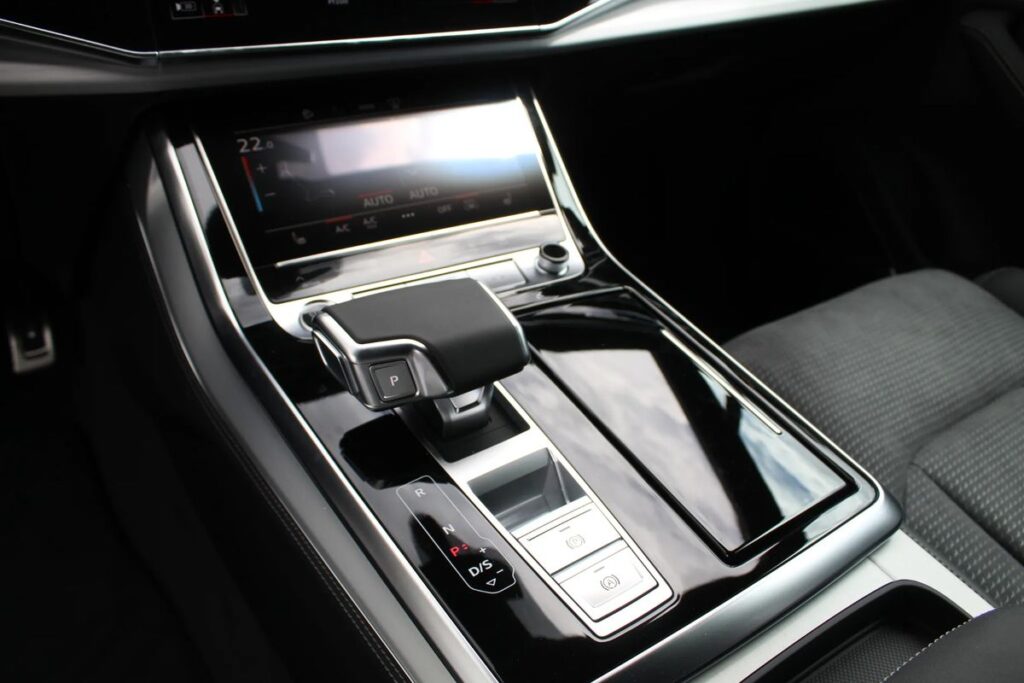 AUDI Q7 TDI MHEV 210 kW Quattro S-Line Tiptr