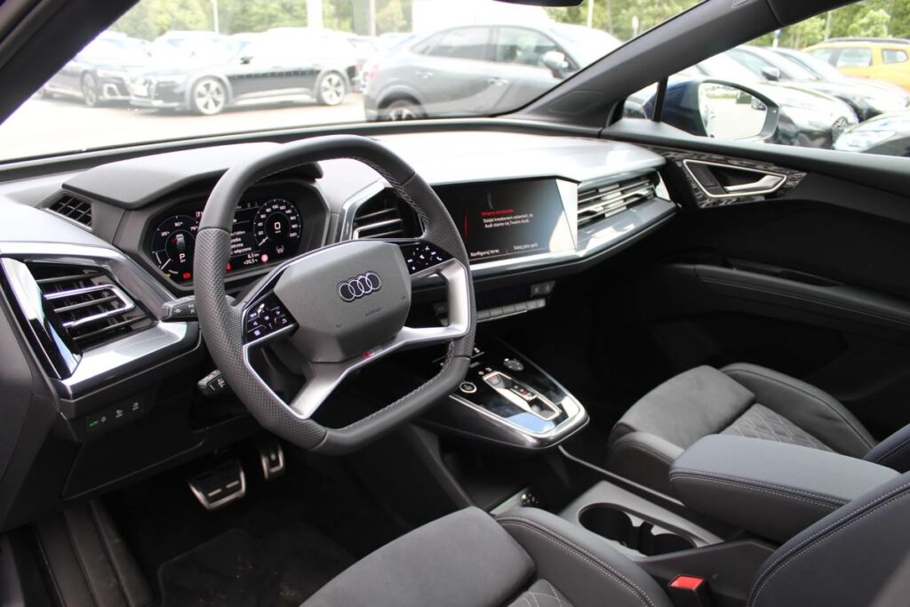 AUDI Q4-SPORTBACK E Tron 40.77kwh Advanced