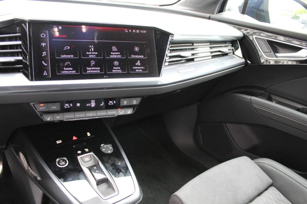 AUDI Q4-SPORTBACK E Tron 40.77kwh Advanced