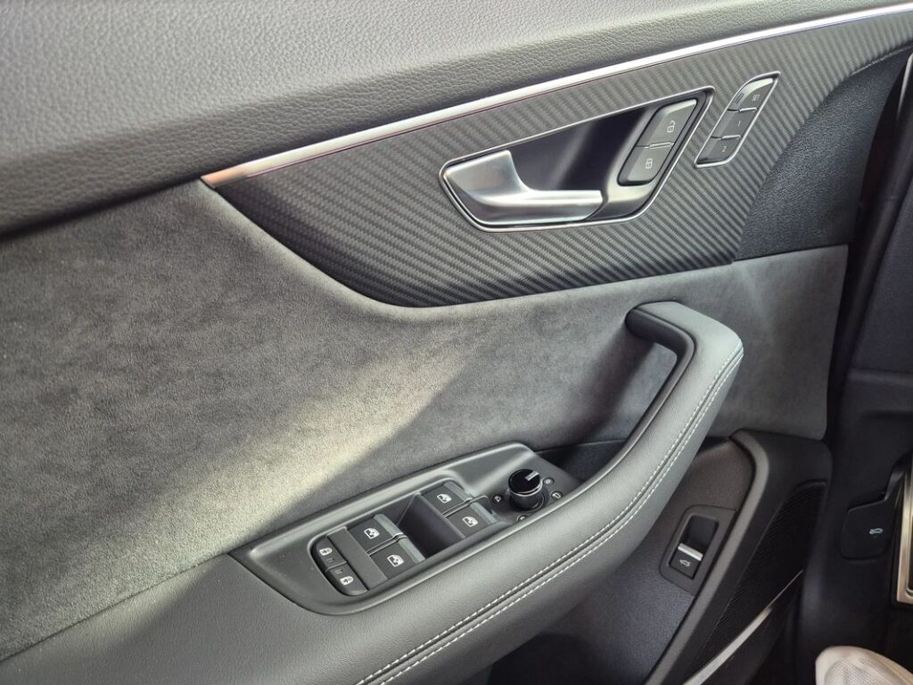 AUDI SQ8 TFSI Quattro Tiptronic